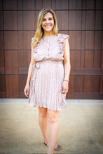 Load image into Gallery viewer, Head Over Frills